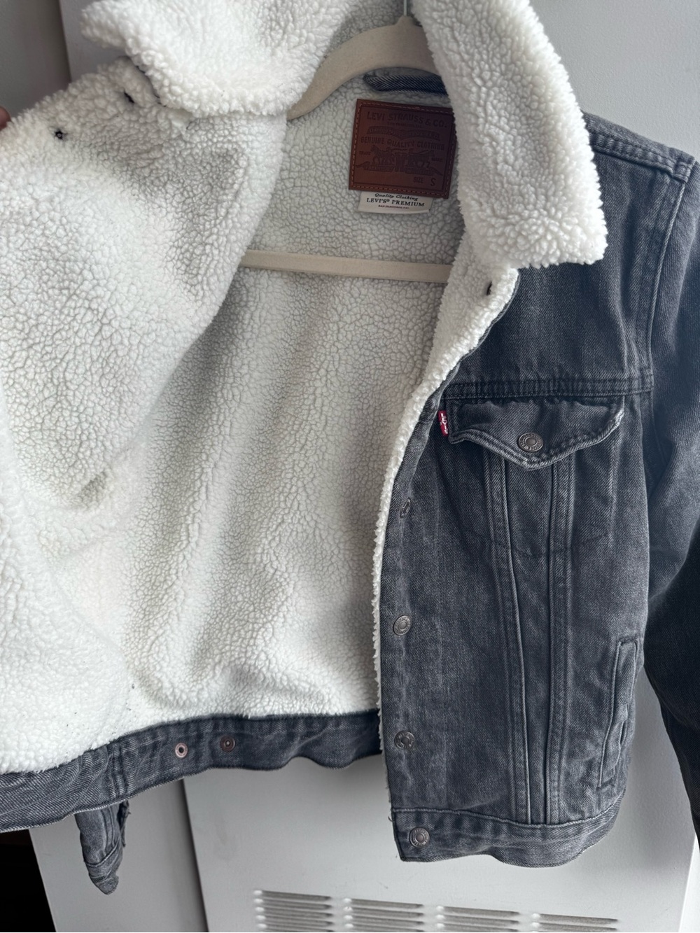 Levi’s Original Sherpa Trucker Jacket Gray Denim S - Picture 9 of 9